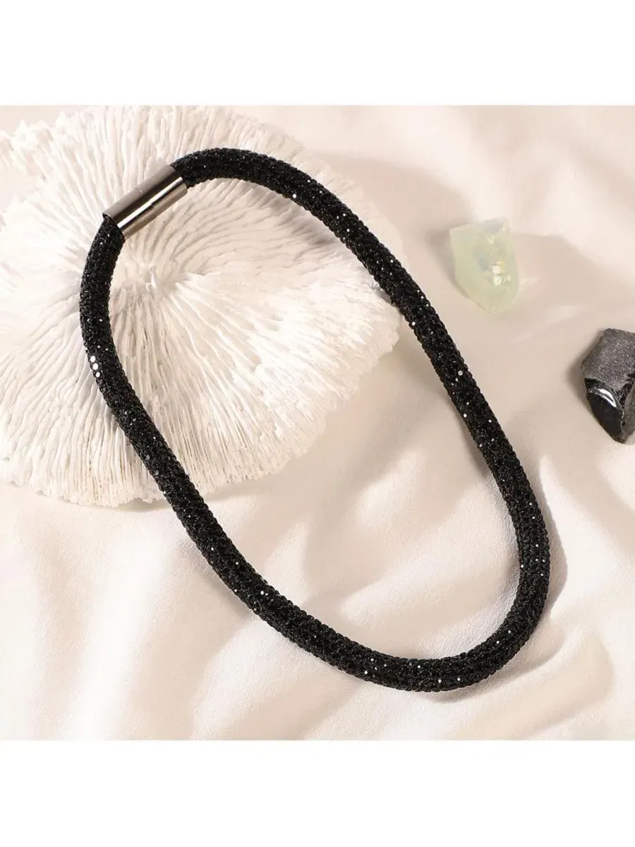 Колье-ошейник The Jingle Collar Necklace SOHI — изображение 6 из 6, оттенок черный
