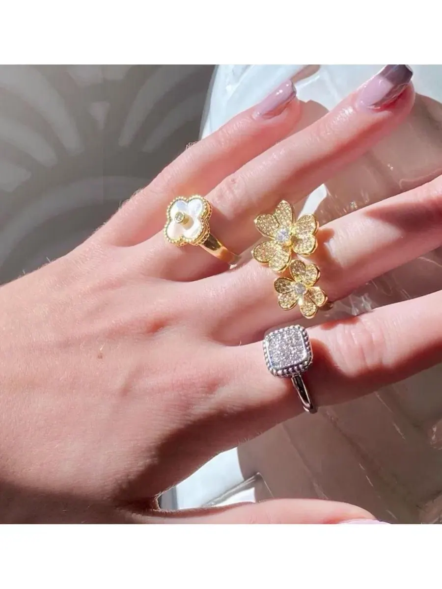 Кольцо с перламутром и фианитами, Mother of Pearl Clover Ring Rivka Friedman — изображение 3 из 4, оттенок золото