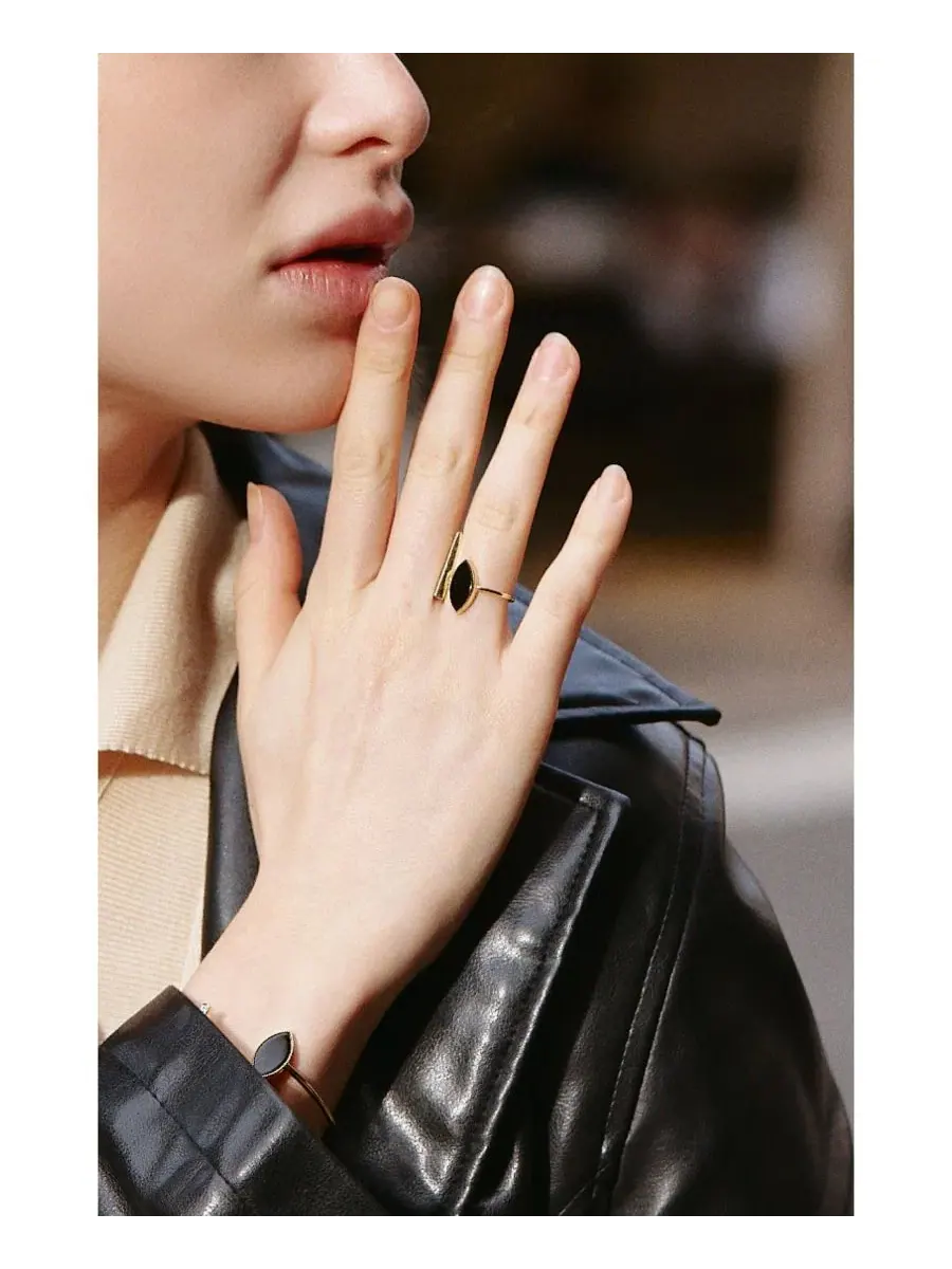 Кольцо Whispers Ring RETRO CHIC — изображение 3 из 3, оттенок серебристый прозрачный