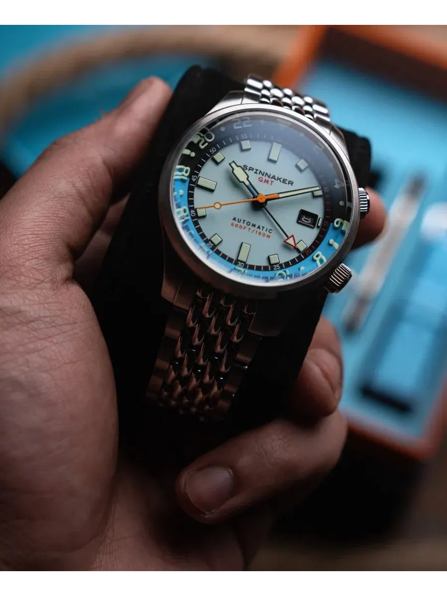 Мужские часы Bradner GMT Automatic с автоподзаводом, стальной браслет, 42 мм Spinnaker — изображение 4 из 4, оттенок синий