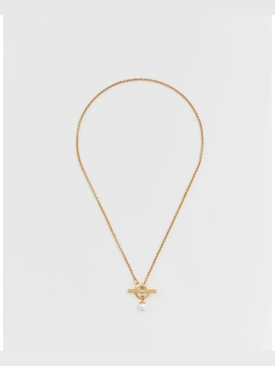 Ожерелье-подвеска Gold Pearl Toggle Charm Fable England — изображение 1 из 5, оттенок золото