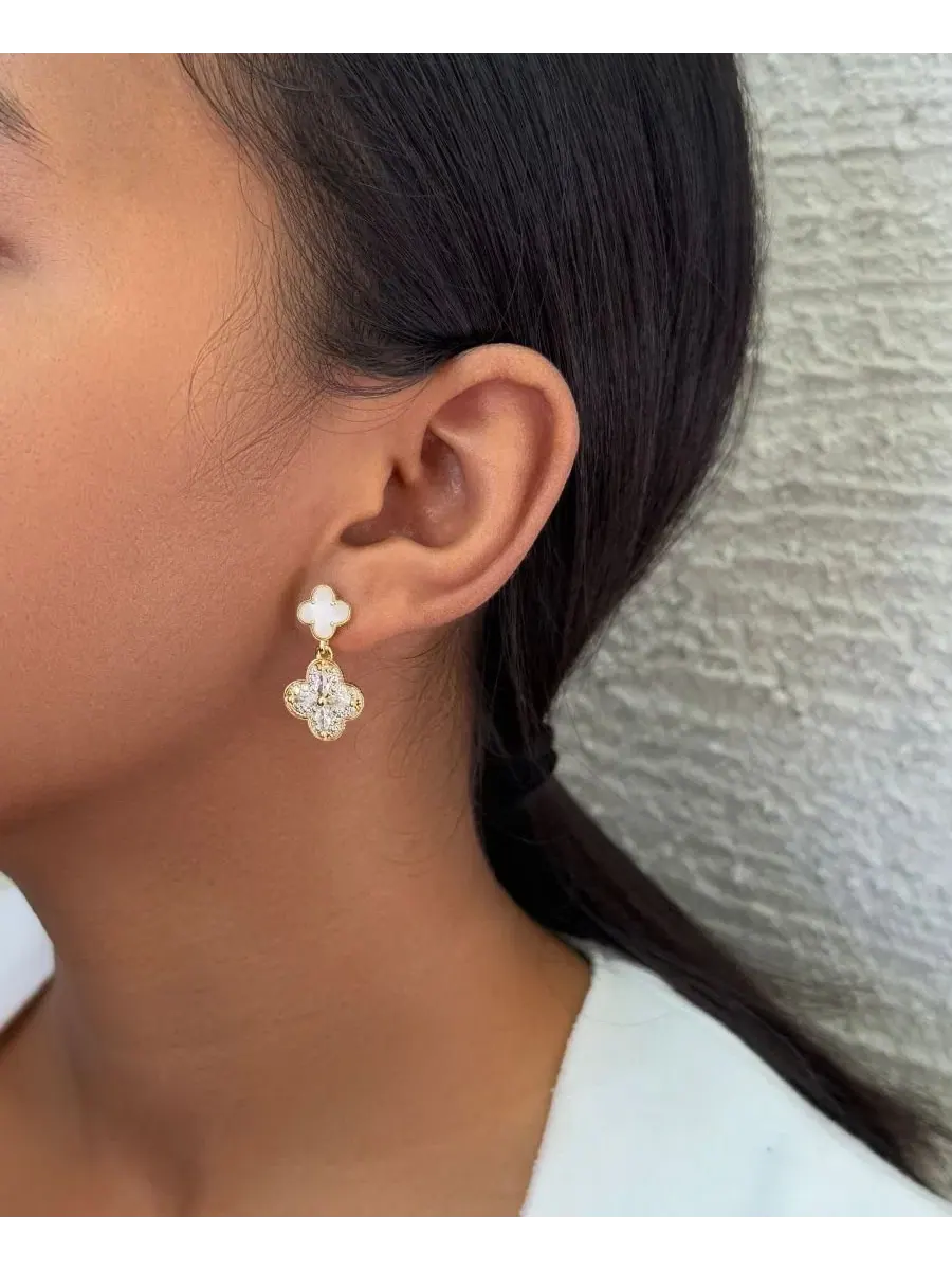 Серьги-подвески из позолоченного металла с жемчугом Mother of Pearl и кристаллами CZ ADORNIA — изображение 5 из 5