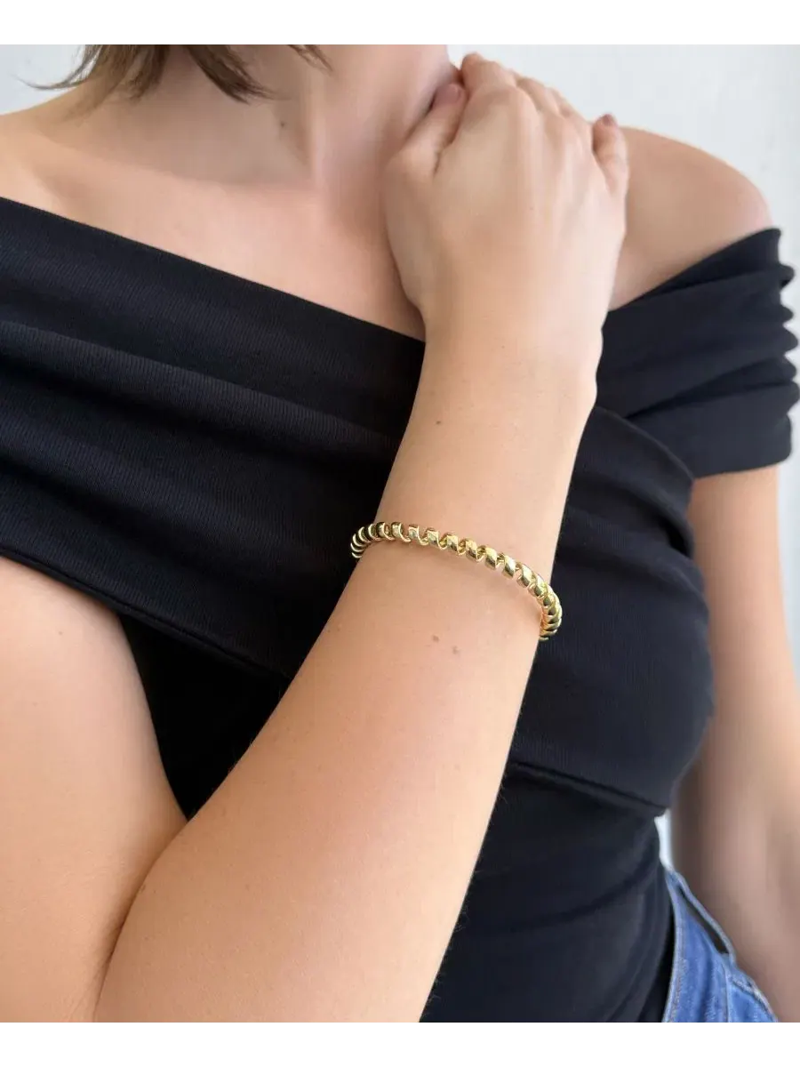 Браслет-манжета с позолотой Coil Cuff ADORNIA — изображение 2 из 3