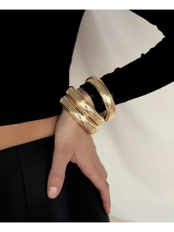 Комплект браслетов Golden Hour Flex Snake Chain, 3 предмета Ettika — изображение 2 из 3, оттенок золото