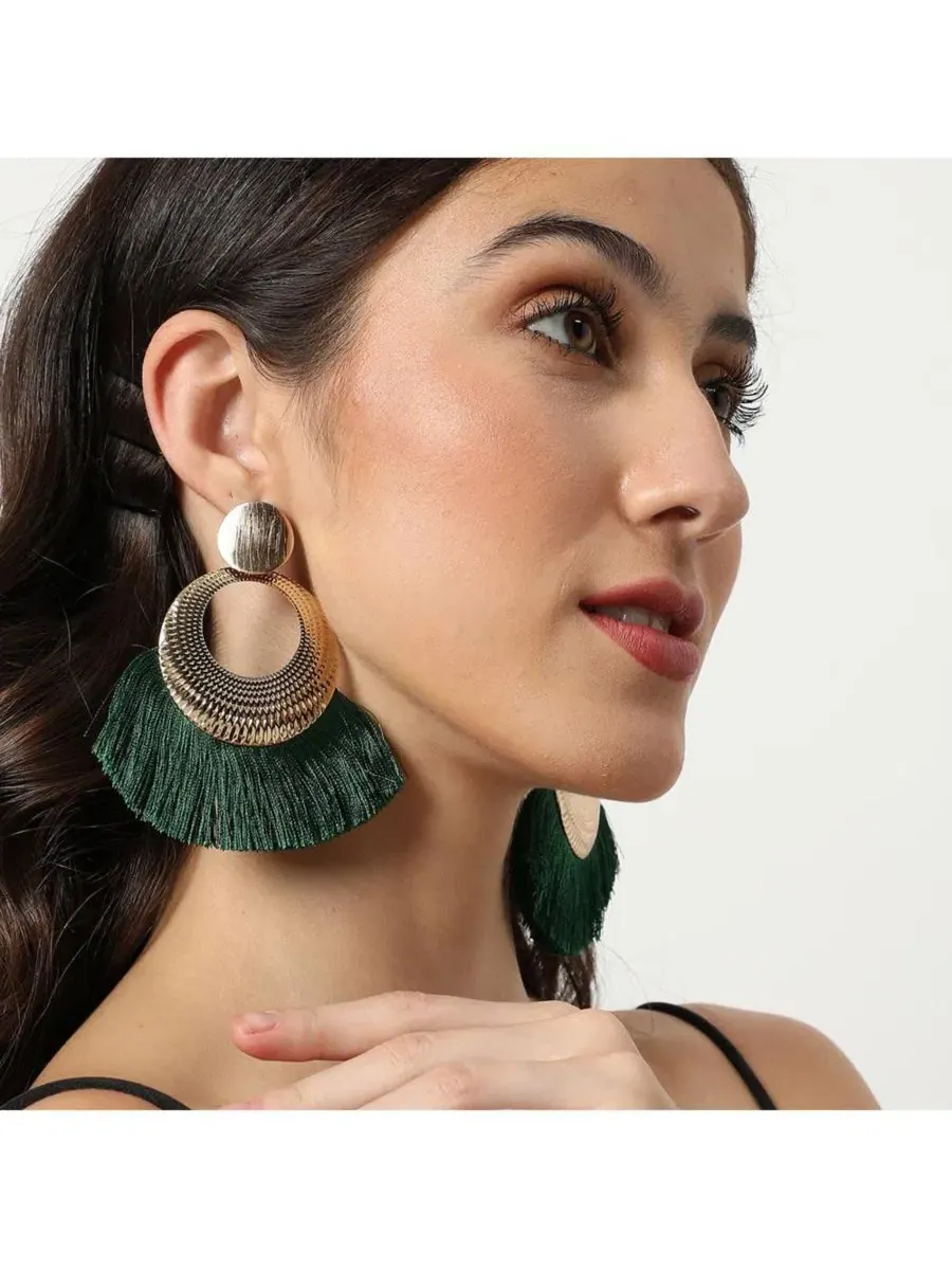 Серьги с кисточками Tassel Drop SOHI — изображение 2 из 3, оттенок зеленый