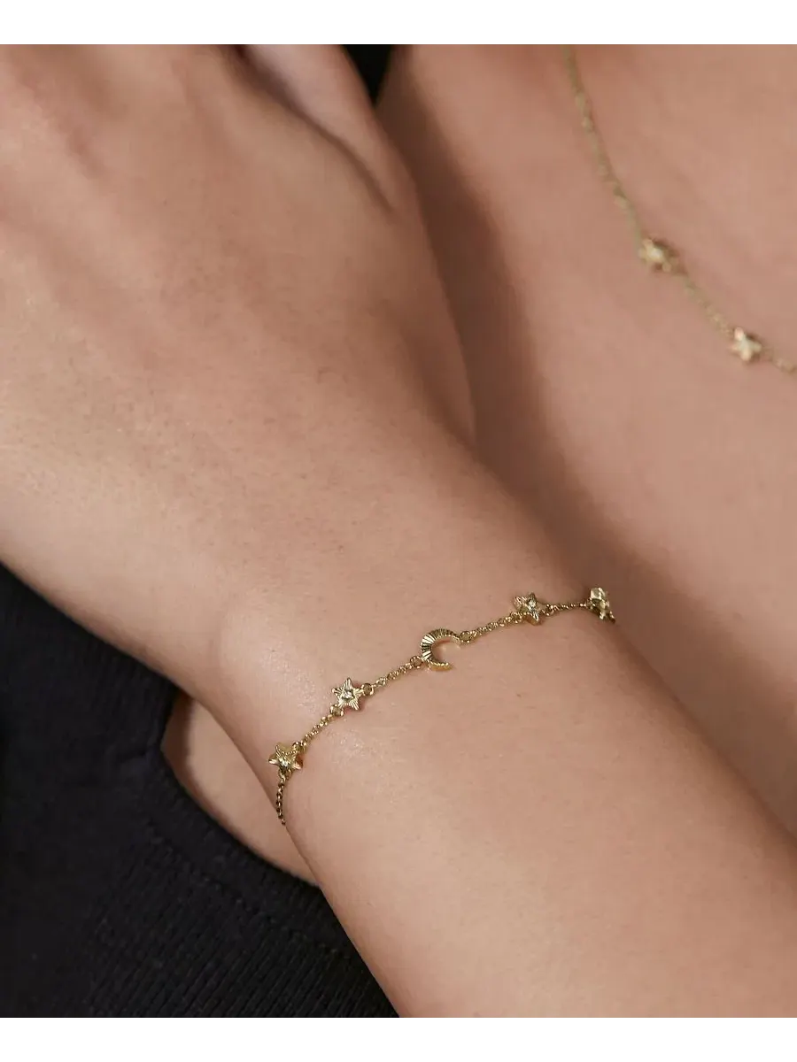 Браслет с подвесками в виде звезд и луны Olivia Burton — изображение 4 из 6, оттенок золото