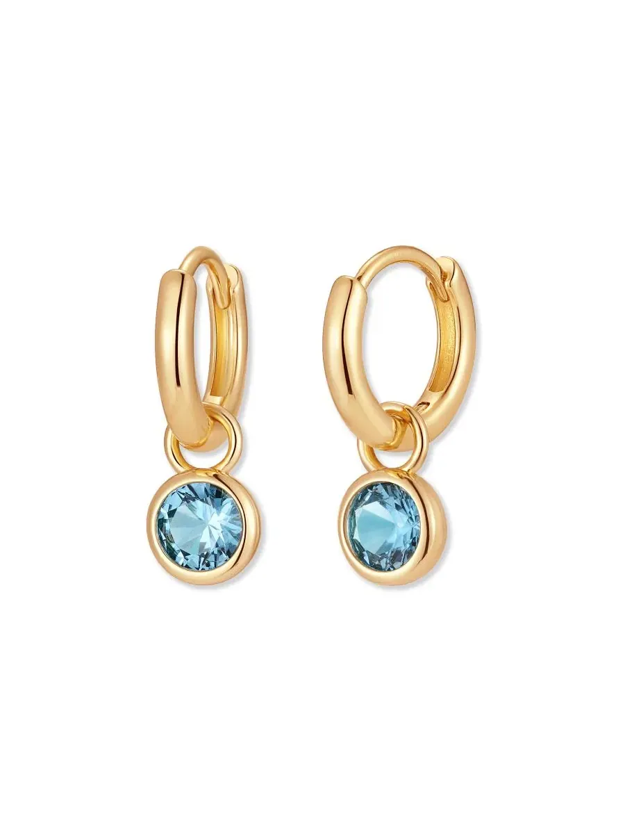Серьги-кольца Matilda Birthstone Hoop с кубическим цирконием, 14-каратное золотое покрытие brook & — изображение 1 из 3
