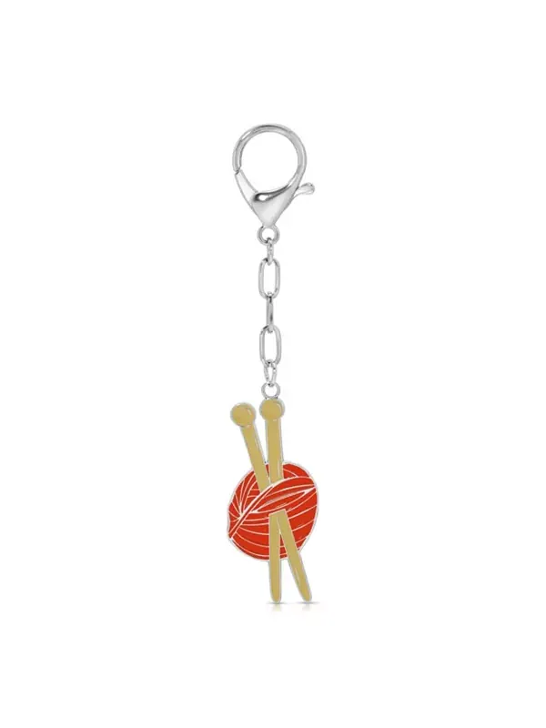 Эмалевая подвеска на сумку Lucky Feather, knitting — изображение 2 из 2