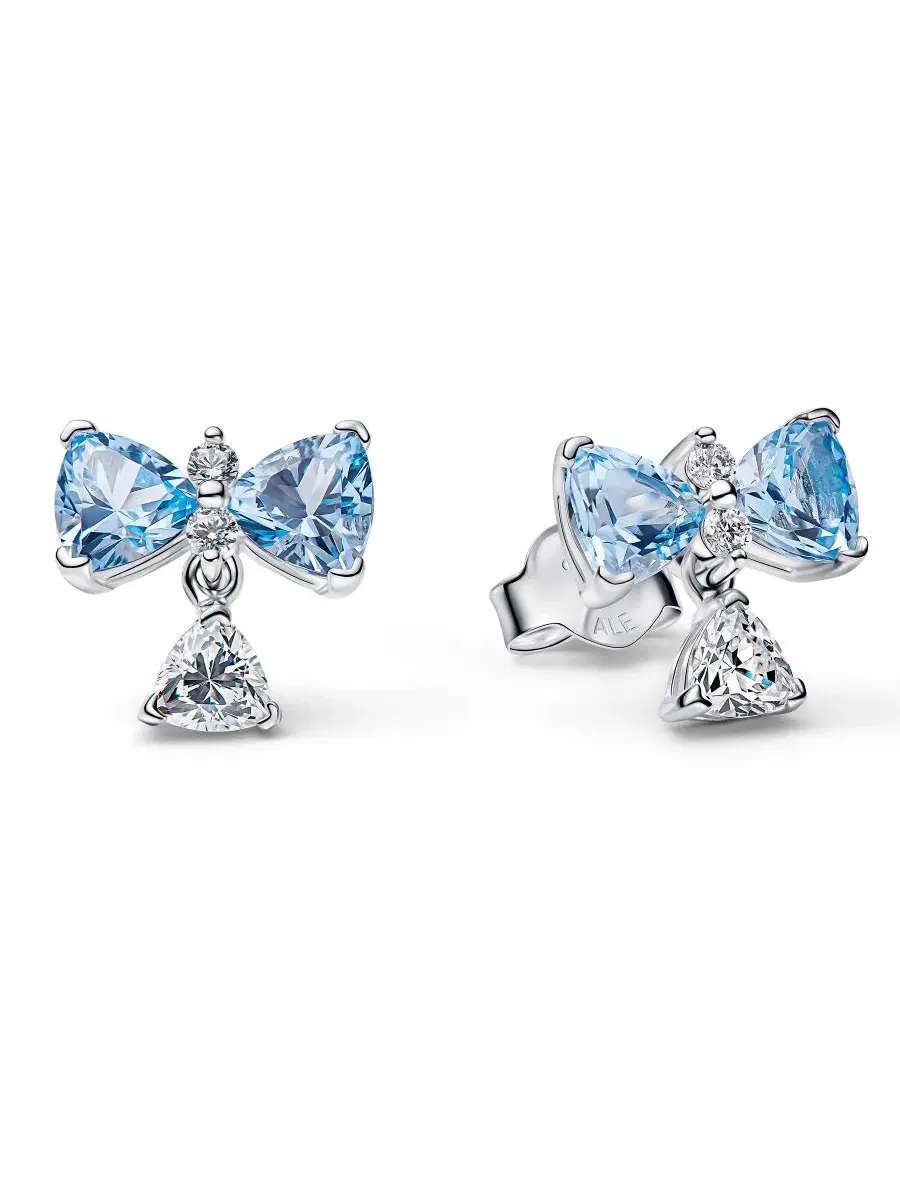 Серьги-гвоздики Bridgerton Blue Bow Pandora — изображение 1 из 3, оттенок серебряный