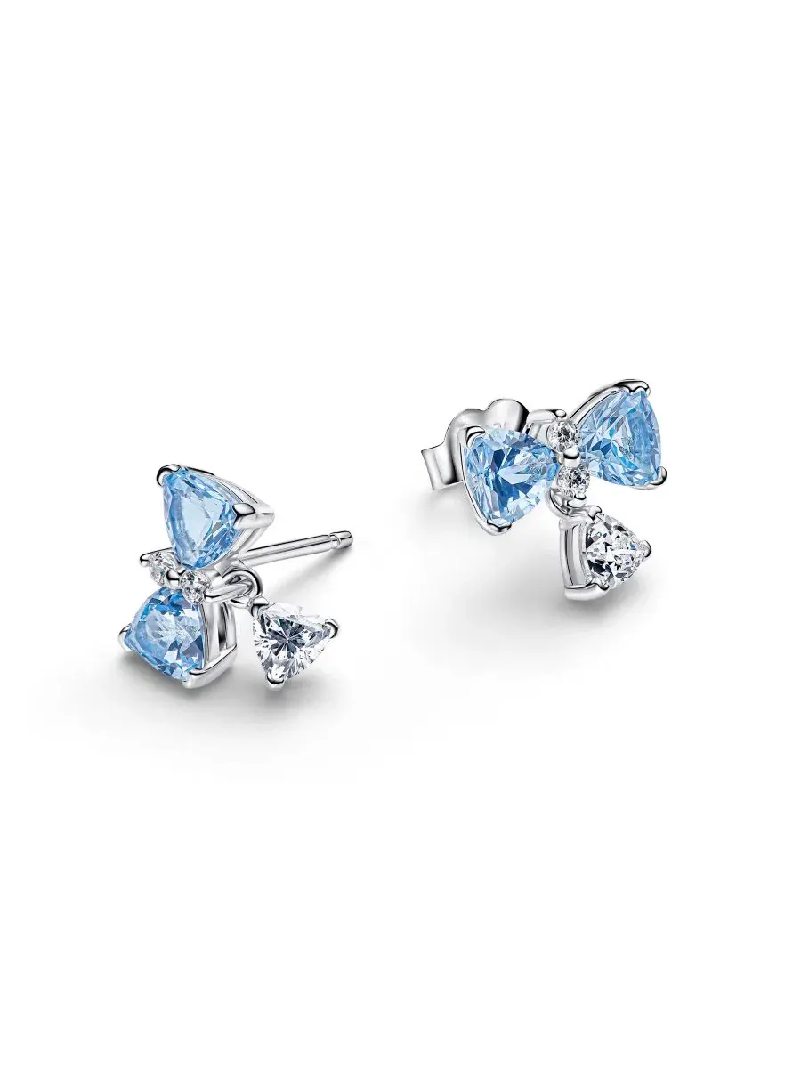 Серьги-гвоздики Bridgerton Blue Bow Pandora — изображение 2 из 3, оттенок серебряный