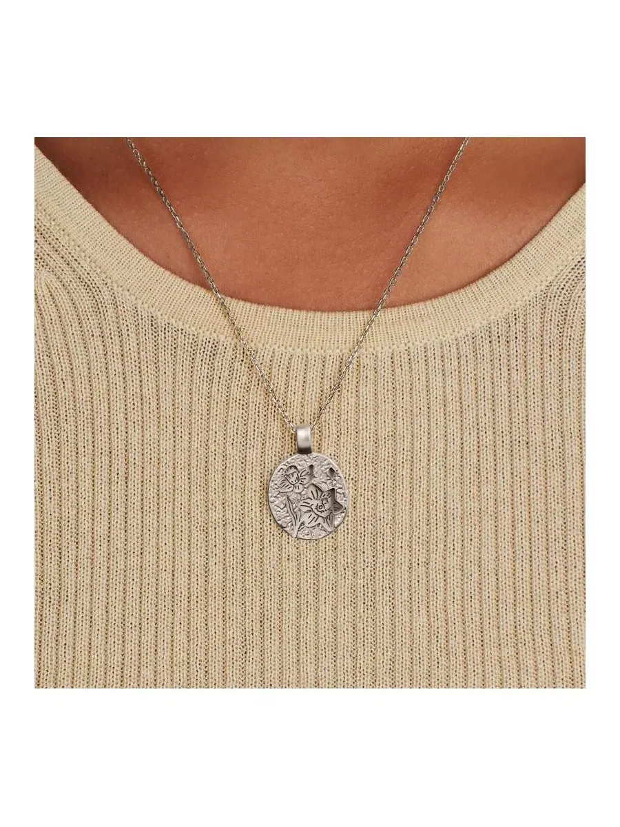 Серебряный кулон в виде цветка, символизирующего месяц рождения Little Sky Stone — изображение 2 из 3
