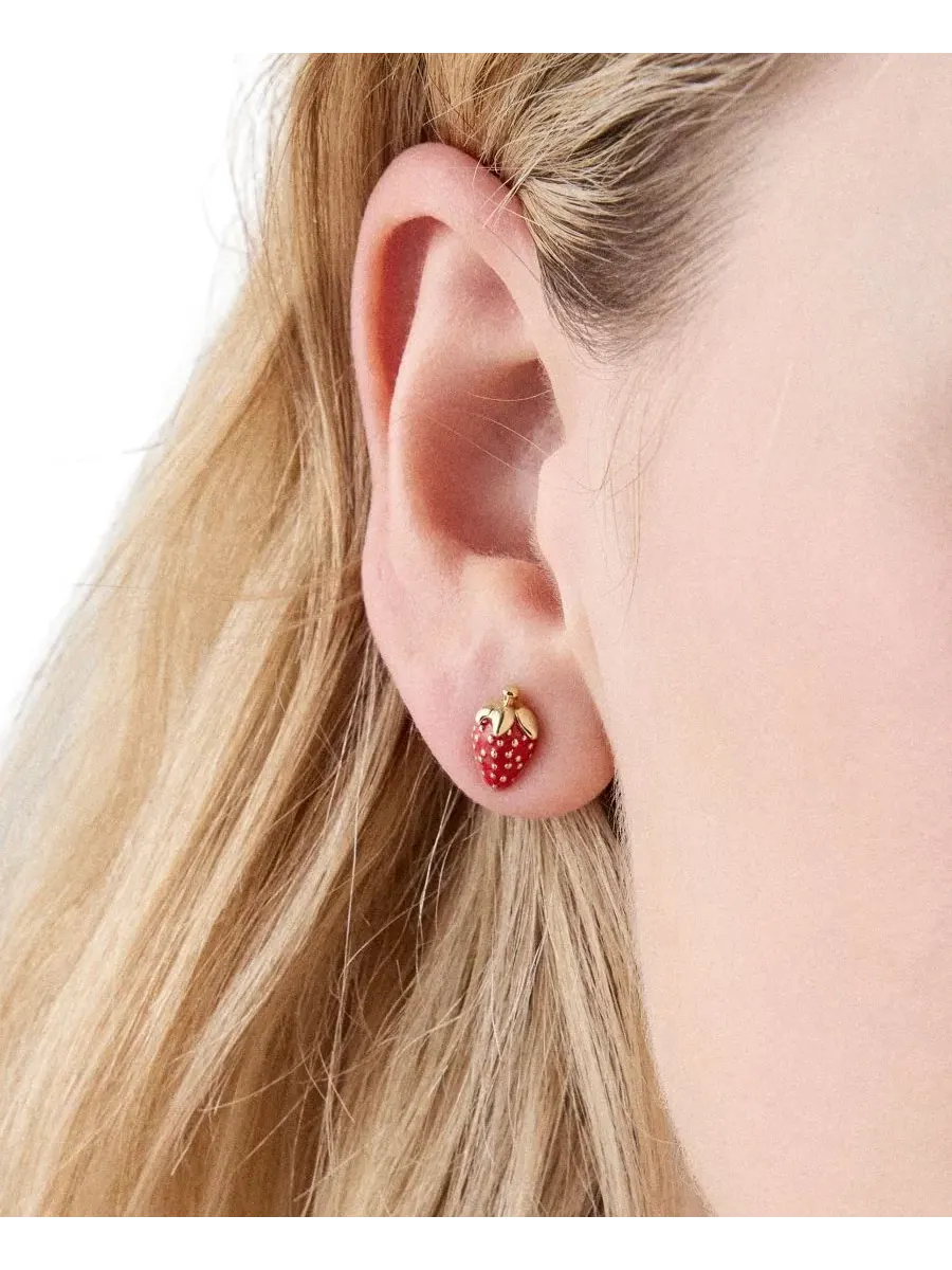 Серьги-гвоздики «Клубника из секретного сада» золотистого цвета Kate Spade New York — изображение 4 из 4, оттенок красный