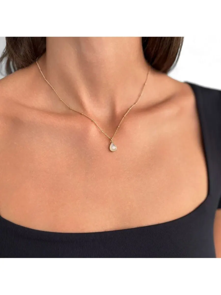 Подвеска-кулон с лунным камнем Pear Moonstone Adornia Fine — изображение 2 из 3, оттенок золото