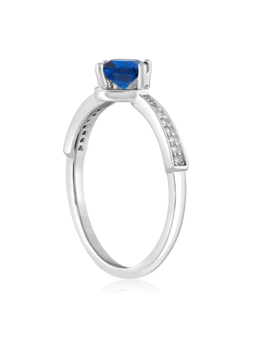 Кольцо с сапфиром и фианитами Radiant Center Sapphire and Clear CZ Ring Simona — изображение 2 из 3, оттенок серебристый
