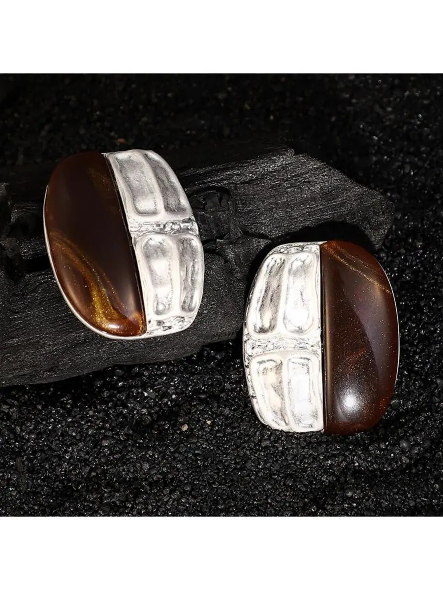 Серьги-подвески The Nefertiti Statement Earrings SOHI — изображение 4 из 6, оттенок серебряный