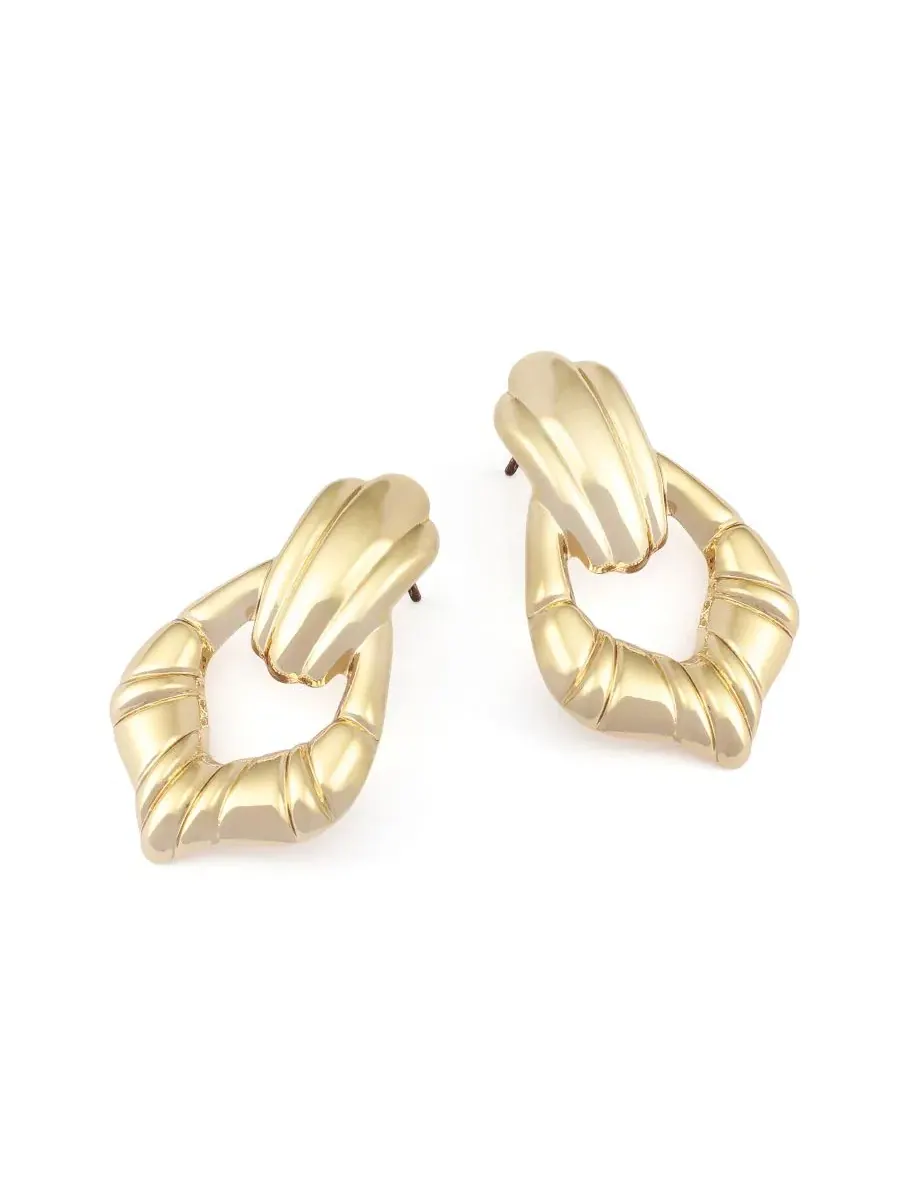 Серьги-дверные молотки с золотым рифлением Steve Madden — изображение 3 из 4, оттенок золото