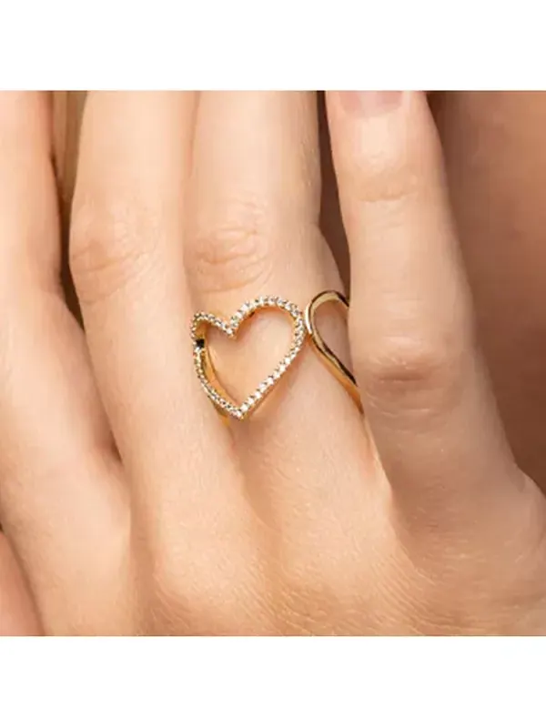 Кольцо Mae с тройным сердцем, регулируемое Bearfruit Jewelry — изображение 3 из 3, оттенок золото