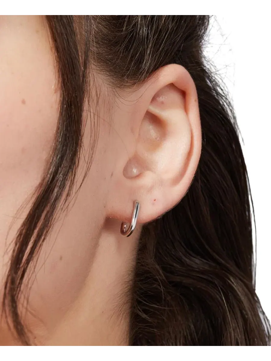 Миниатюрные серьги-кольца Rox из стерлингового серебра, удлиненные Ana Luisa — изображение 2 из 3, оттенок серебряный