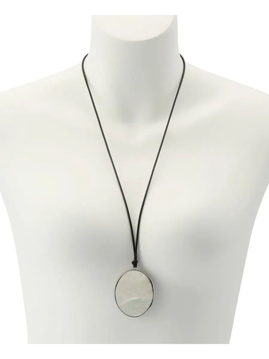 Колье с подвеской-перевертышем из искусственного жемчуга, модель Reversible Pendant Robert Lee — изображение 5 из 6