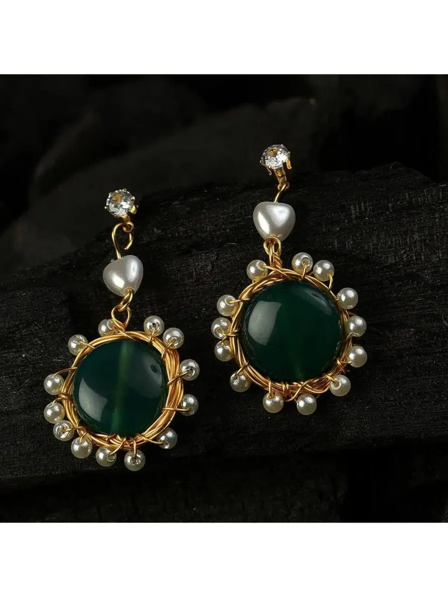 Серьги-подвески из кластерных камней SOHI — изображение 2 из 4, оттенок зеленый