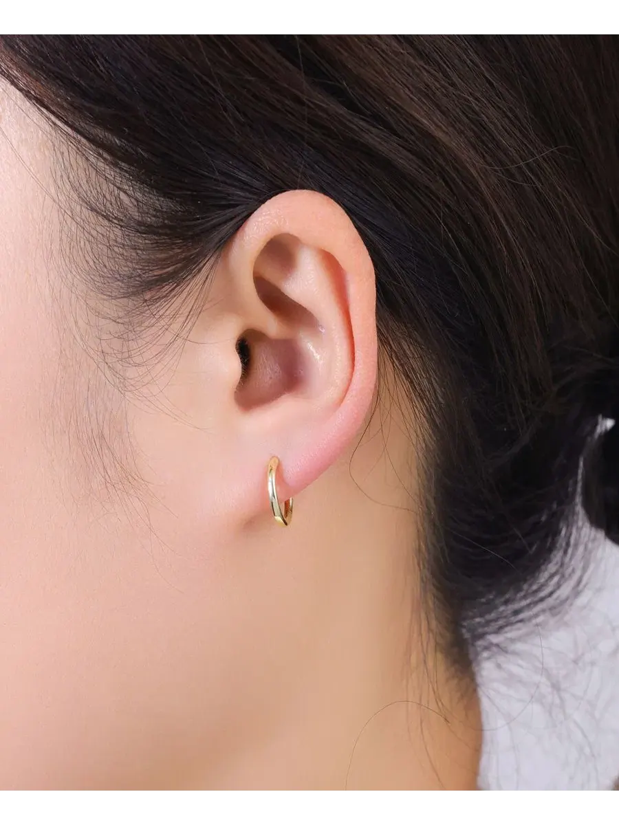 Набор сережек-пусетов из 3 пар с кубическим цирконием Gold Plated Cubic Zirconia Trio Hoop Earring — изображение 3 из 5