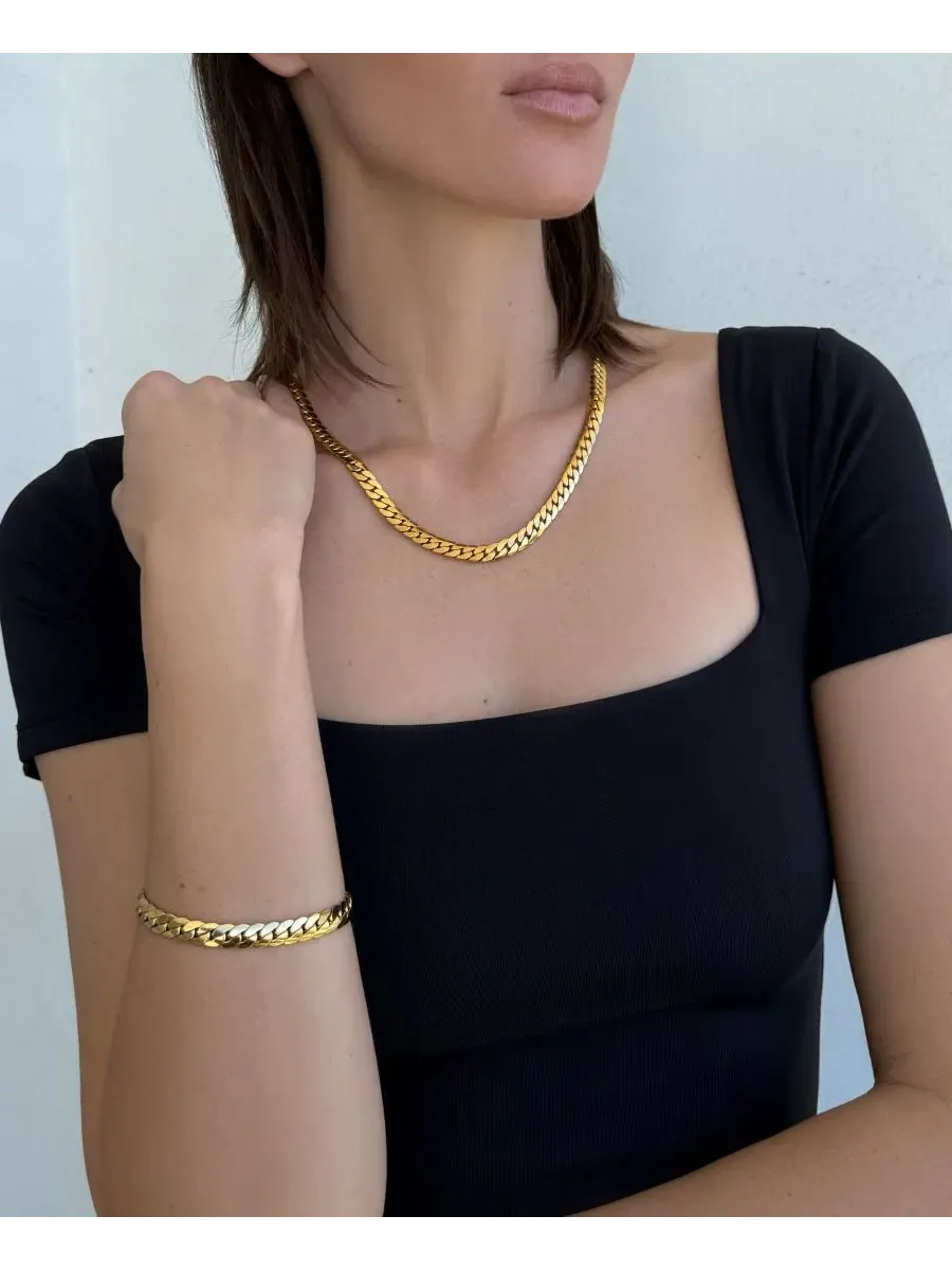 Браслет-цепь плоская с застежкой-лобстером, 18k золотое покрытие ADORNIA — изображение 2 из 3