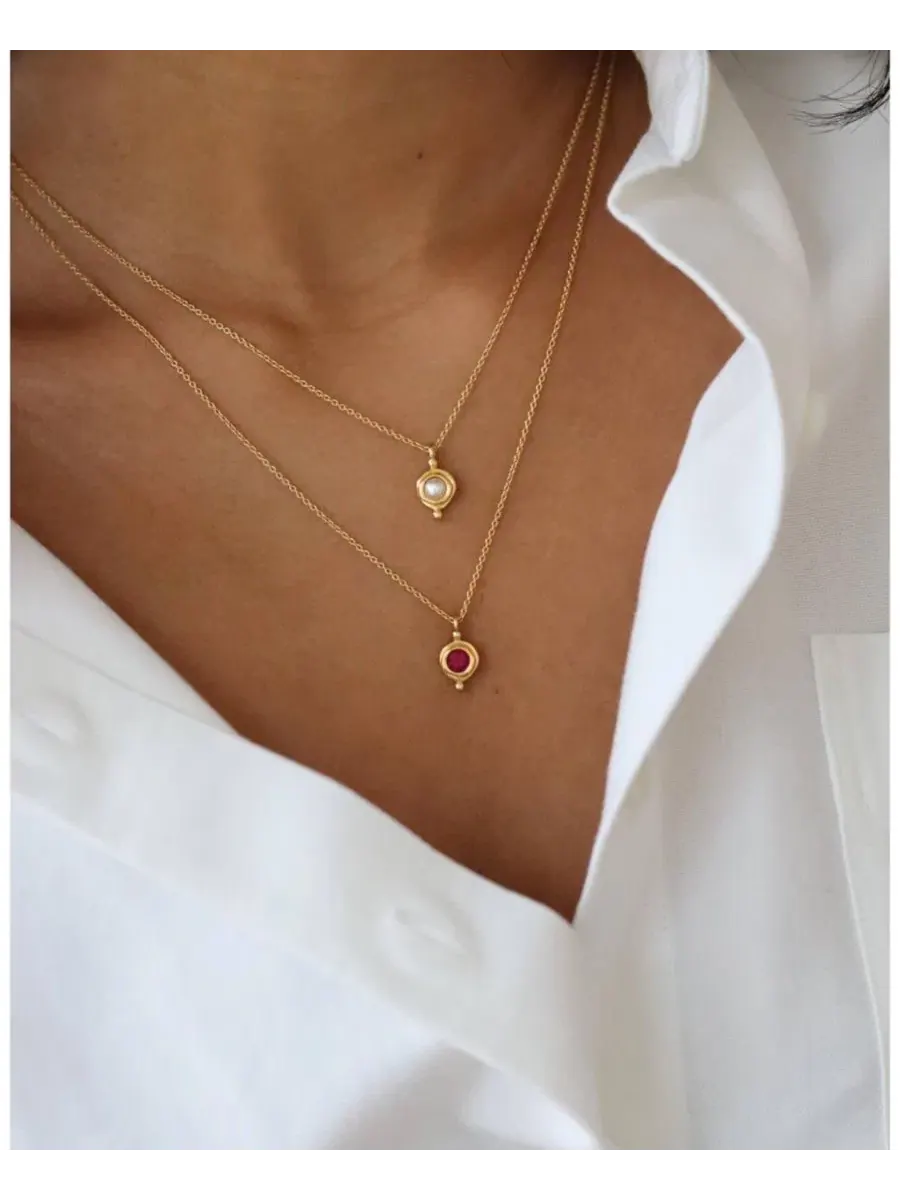 Кулон с гранатом, коллекция Birthstone Ottoman Hands, July — изображение 2 из 5