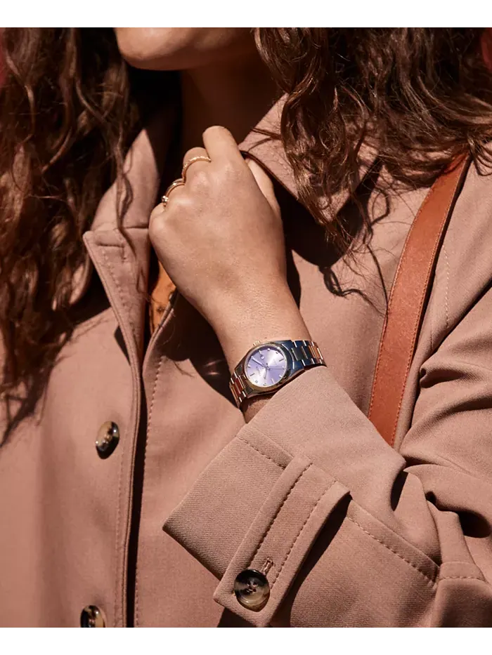 Женские часы Eco-Drive Sport Luxury с бриллиантовыми вставками, двухцветный браслет из нержавеющей — изображение 4 из 5