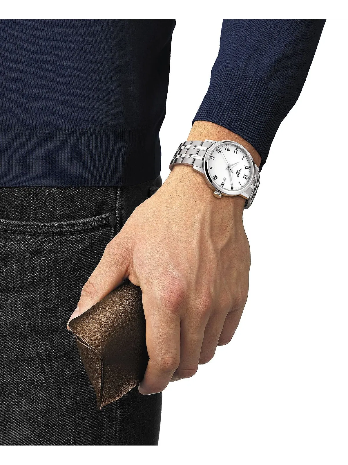 Мужские часы Swiss Classic Dream с браслетом из нержавеющей стали, 42 мм Tissot — изображение 5 из 5, оттенок белый