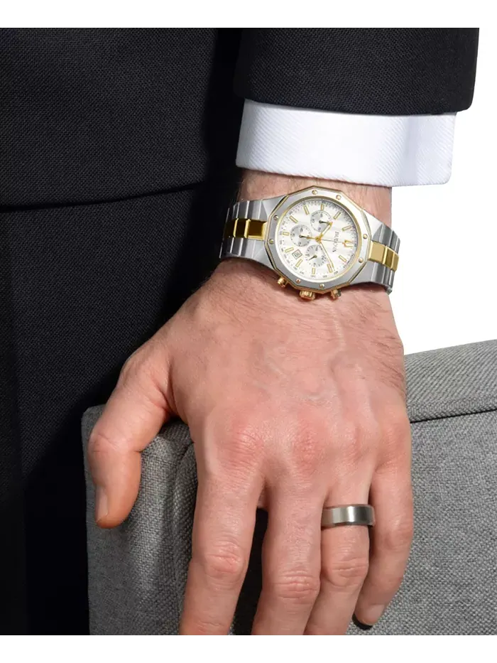 Мужские часы Prestige Chronograph с двухцветным браслетом из нержавеющей стали, 40 мм Bulova — изображение 3 из 5
