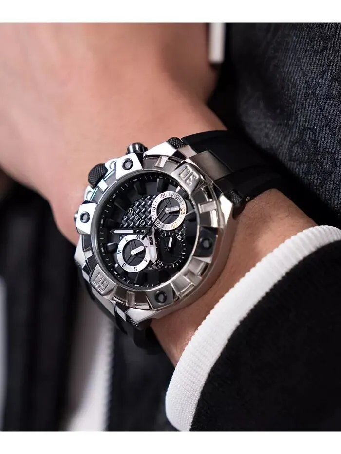 Мужские многофункциональные черные силиконовые часы 46 мм GUESS — изображение 8 из 8
