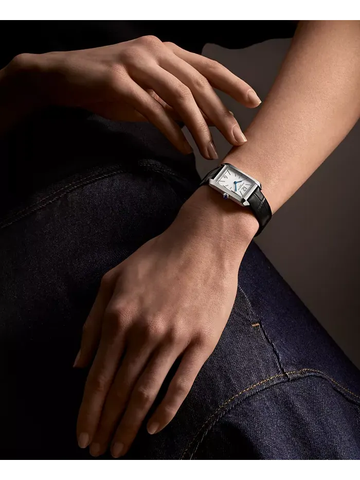 Женские часы Swiss Hampton на черном кожаном ремешке 35x22 мм Baume & Mercier — изображение 4 из 4