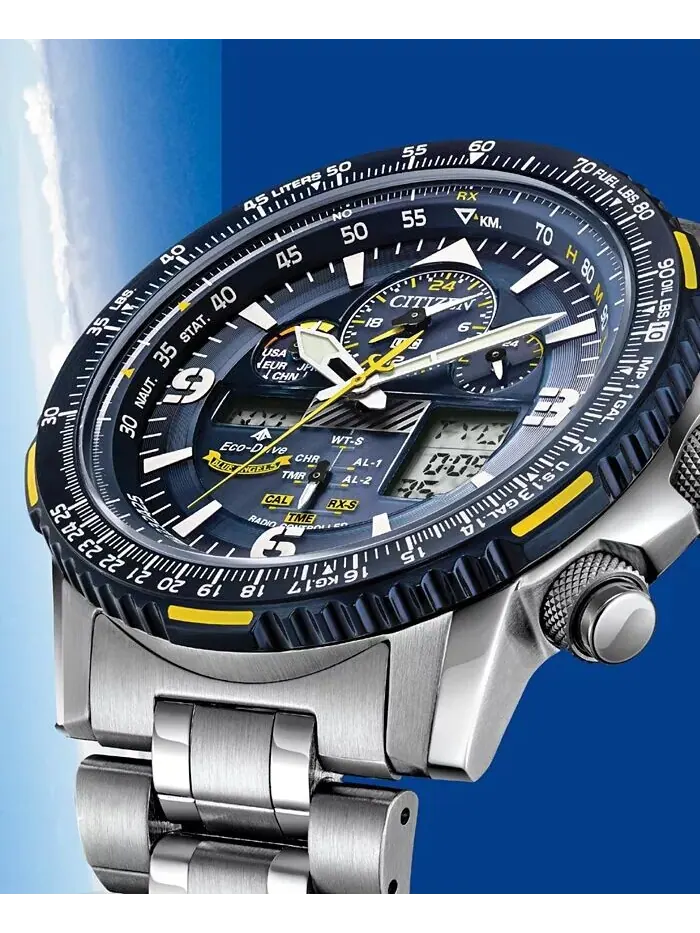 Мужские аналогово-цифровые часы Eco-Drive Promaster Blue Angels Skyhawk A-T с браслетом из — изображение 4 из 14