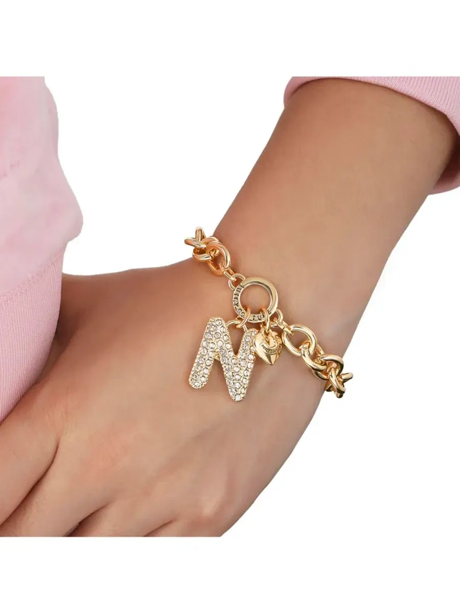 Браслет с подвеской-буквой, 7.5 дюймов, золотистый, Pave Initial Charm Juicy Couture, Letter N — изображение 2 из 7