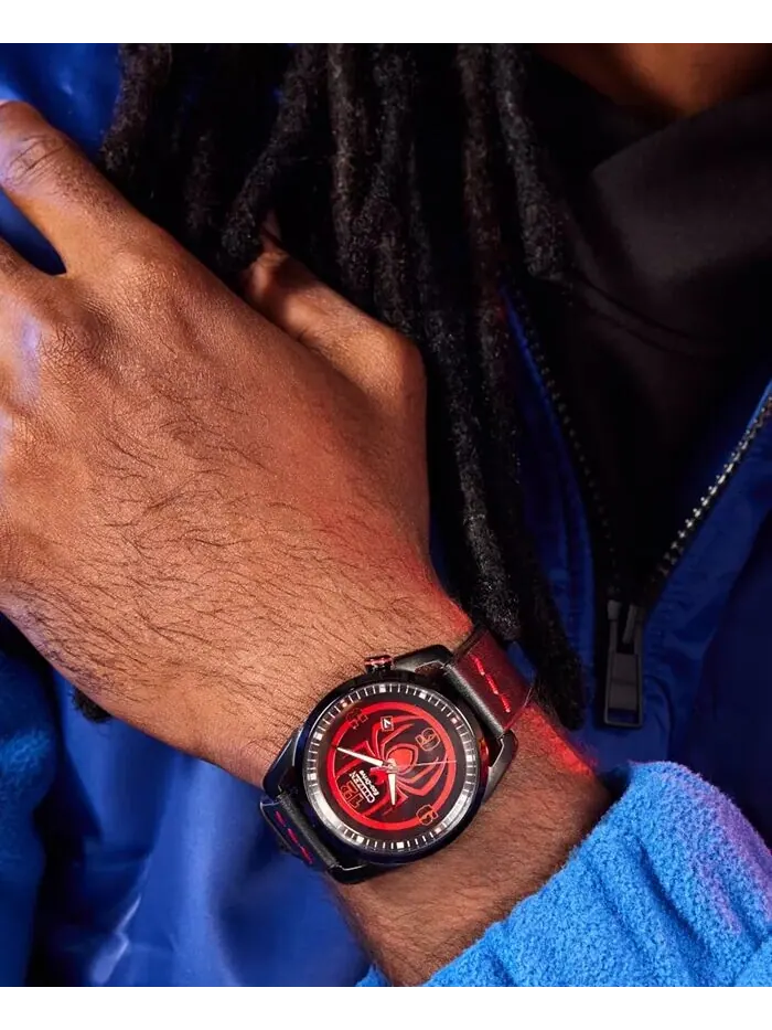 Мужские часы Eco-Drive Marvel Miles Morales с черным кожаным ремешком, 42 мм Citizen — изображение 6 из 7