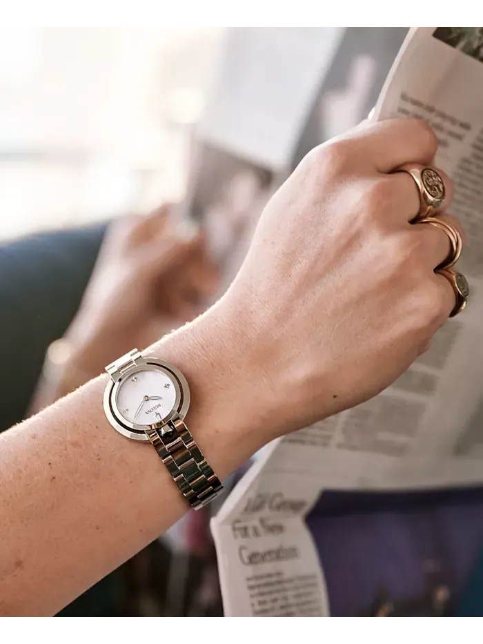 Женские наручные часы Rubaiyat с браслетом из нержавеющей стали, 31 мм Bulova — изображение 4 из 4