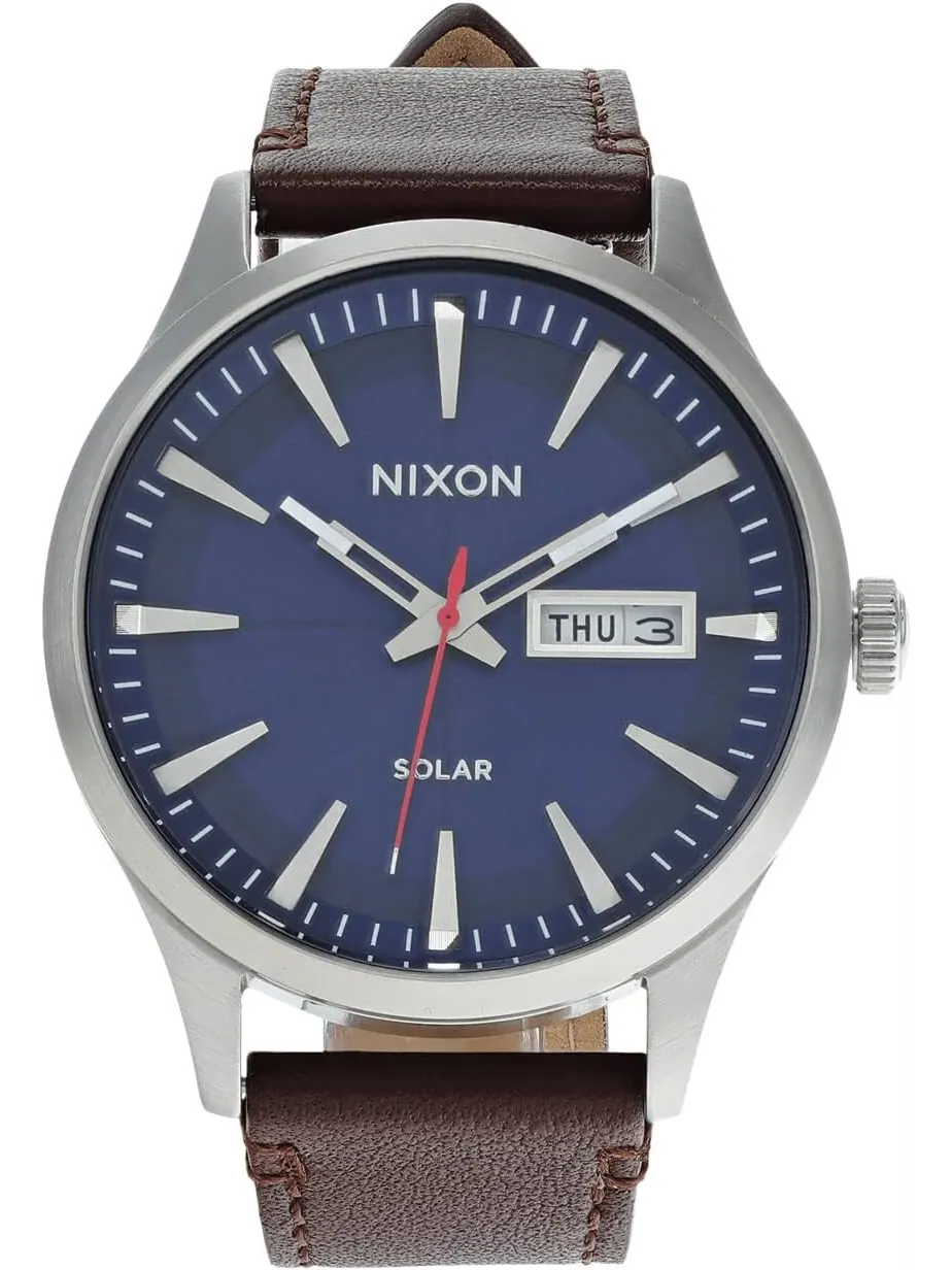 Часы Sentry Solar Leather Nixon — серебристый