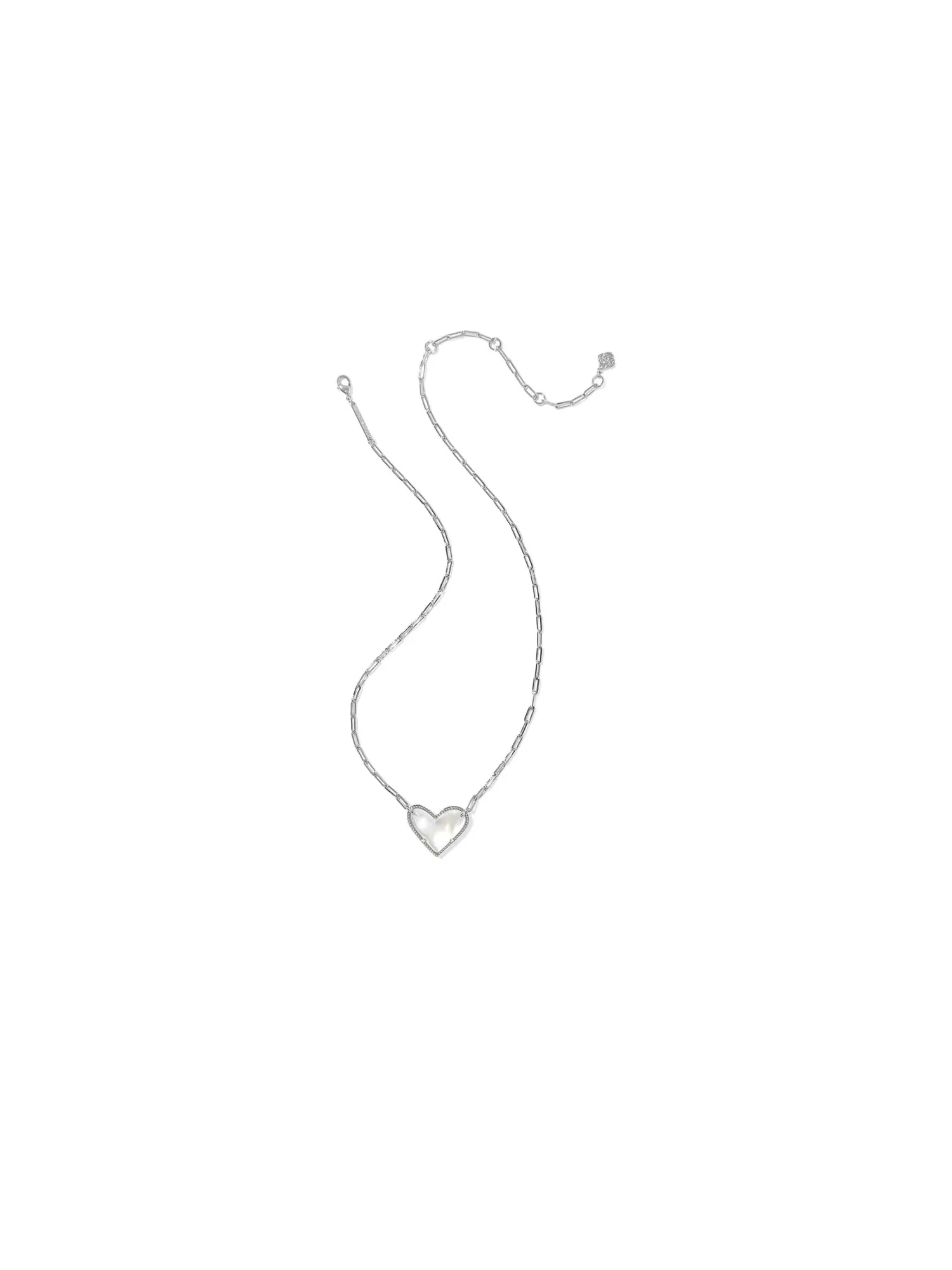 Короткое ожерелье-подвеска Ari Heart Statement Short Pendant Necklace Kendra Scott — изображение 2 из 3