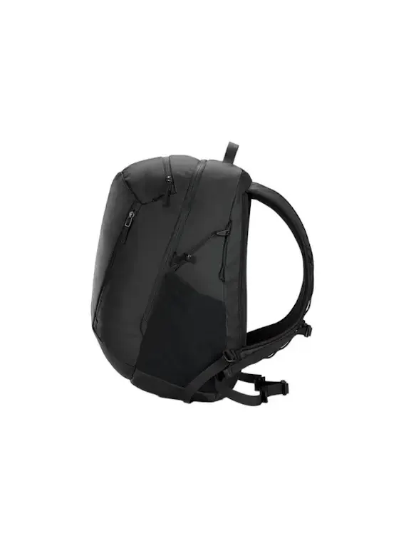 Рюкзак Arc'Teryx Mantis 26L Backpack 'Black Gold' — изображение 3 из 3, черный