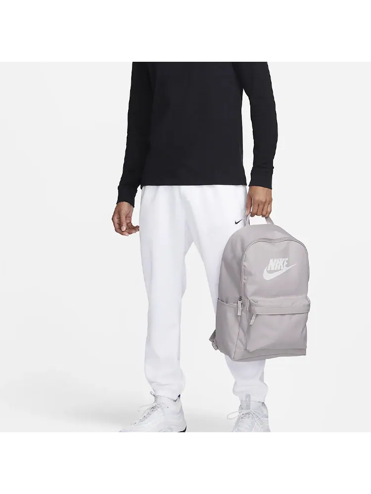 Рюкзак мужской Nike Heritage 25L Platinum — изображение 6 из 6, фиолетовый