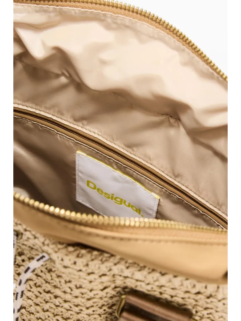 Рюкзак из рафии среднего размера с плетеным узором Desigual — изображение 2 из 5, темный бежевый
