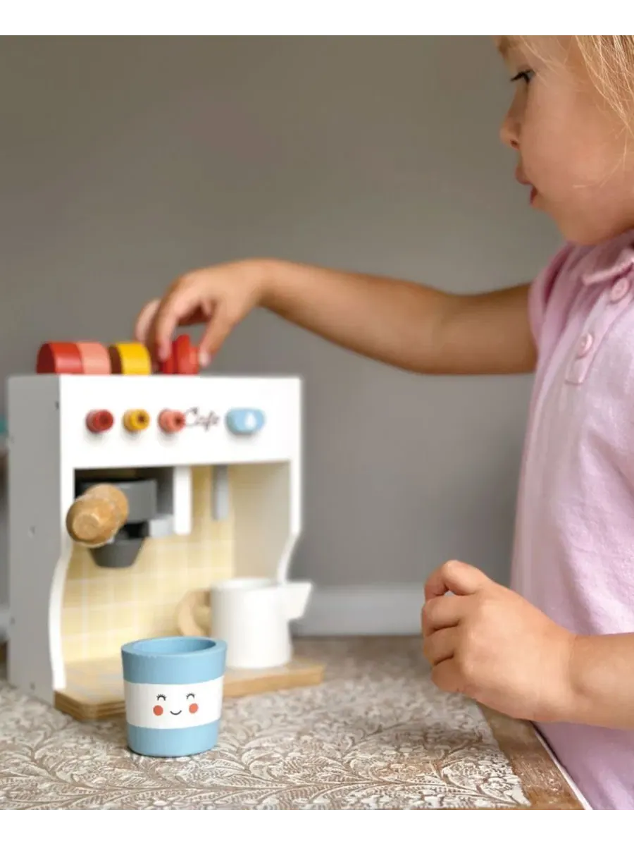 Игровой набор бариста с чайным сервизом и чайником в горошек Mentari Toys — изображение 5 из 6, мульти