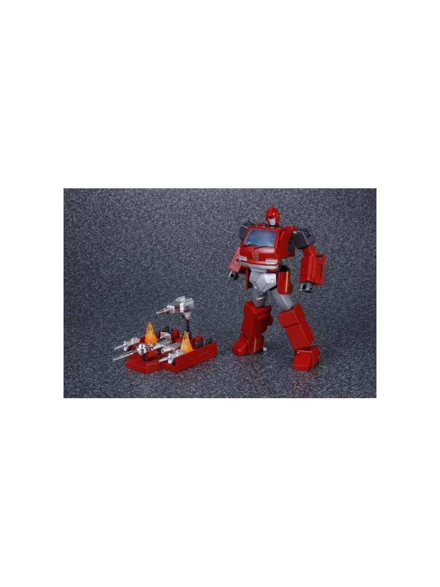 Коллекционная фигурка Ironhide Transformers Masterpiece MP-27 Transformers — изображение 2 из 6, нет цвета
