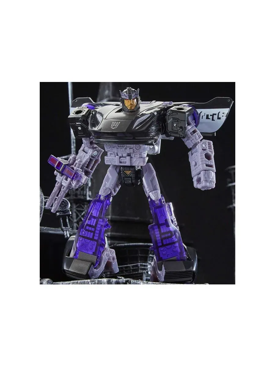 Фигурка WFC-S41 Barricade Deluxe Class Transformers — изображение 6 из 6