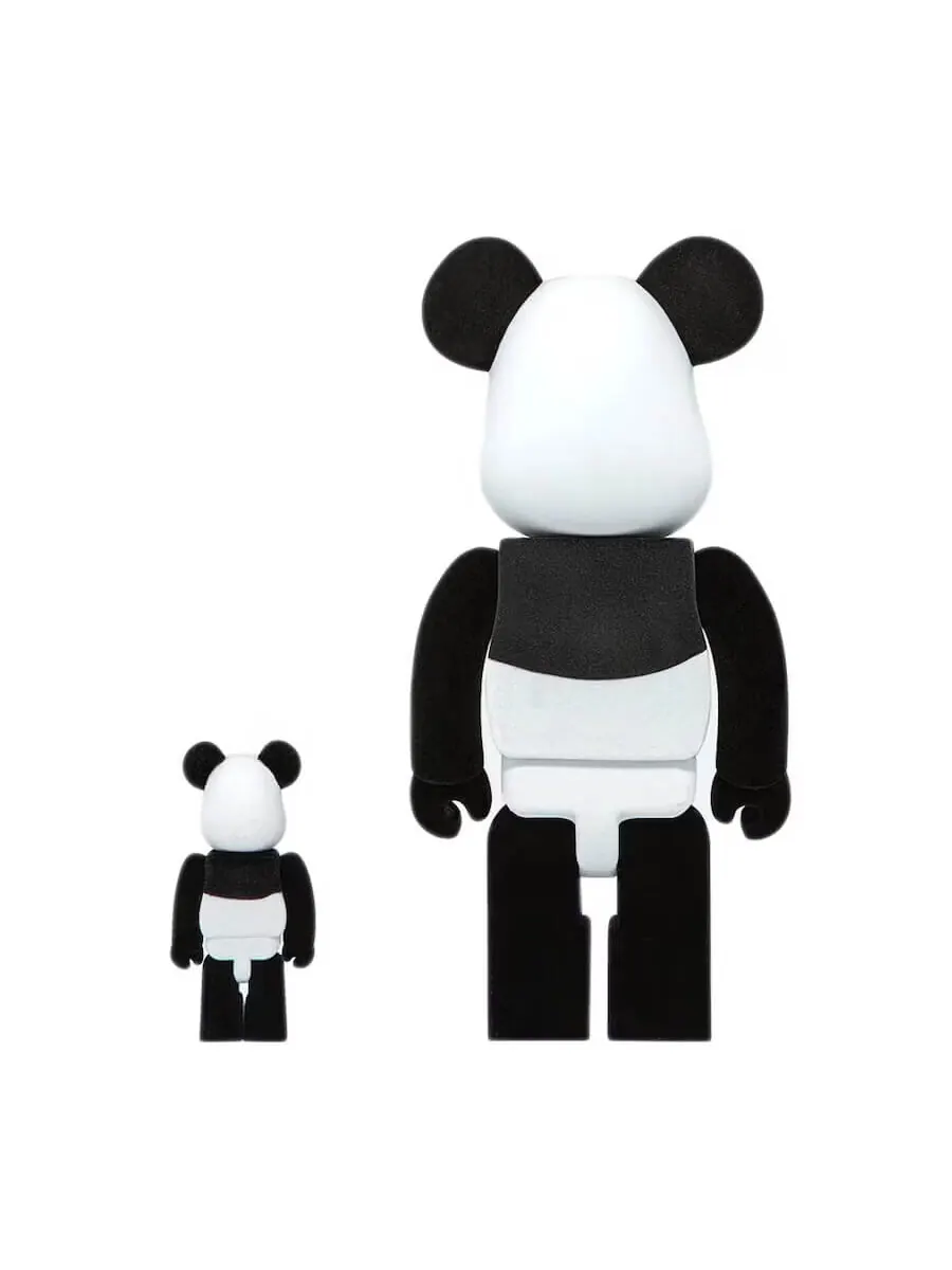 Набор фигурок Bearbrick x CLOT Panda 100% & 400%, 2 предмета — изображение 3 из 4, черный/белый