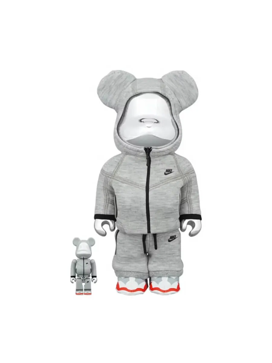 Набор фигурок Bearbrick x Nike Tech Fleece N98 100% & 400%, 2 предмета