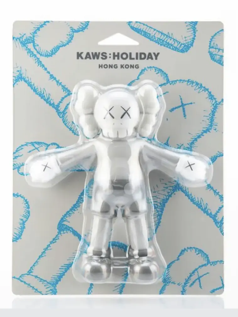 Фигурка Kaws Resting Place — изображение 2 из 3, серый