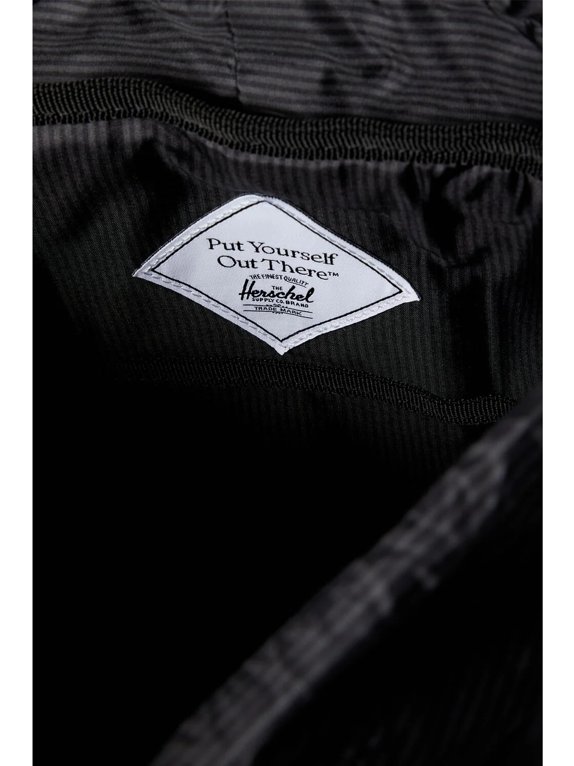Рюкзак мужской Herschel Supply Co. Retreat — изображение 3 из 4, мультиколор