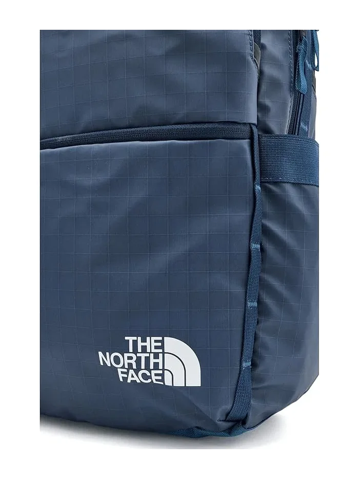 Рюкзак женский The North Face Base Camp Voyager искусственная кожа — изображение 4 из 5, синий