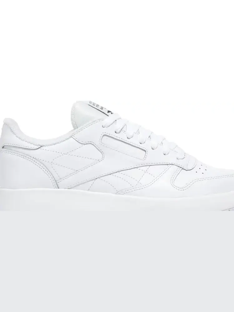 Кроссовки maison margiela x classic leather tabi 'white' Reebok — изображение 2 из 10, белый